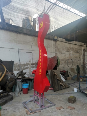 Outdoor Metal Art Sculptures Red Garden Sculpture Polishing Surface