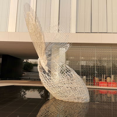 Butterfly Metal Water Fountain Sculpture Tube Woven Stainless Steel Wire Sculpture
