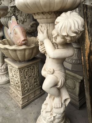 White Resin Fairy Garden Ornaments , European Style Cast Iron Flower Pots