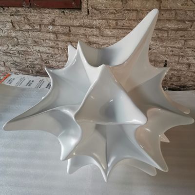 Seed stainless steel sculpture mirror and paint spot can be customized sculpture proportion